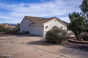 1181 Avenida Gloriosa, Rio Rico, AZ 85648 - Photo 4