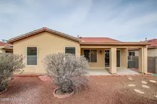 9410 E Grapevine Spring Pl, Tucson, AZ 85710 - Photo 32