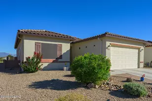 940 N Observation Trail, Green Valley, AZ 85614 - Photo 1