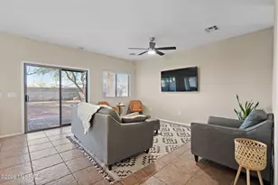 1811 N Mandeville Ln, Casa Grande, AZ 85122 - Photo 2