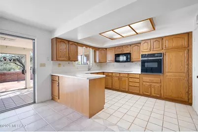 665 S Fremont Circle, Green Valley, AZ 85614 - Photo 8