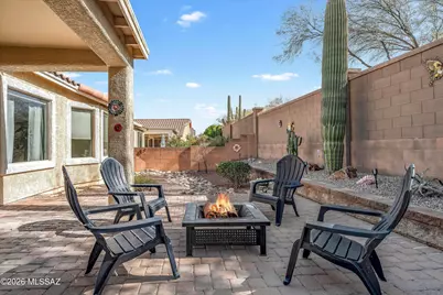 415 W Calle Sedillo, Sahuarita, AZ 85629 - Photo 2