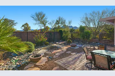 7989 W Morning Light Way, Tucson, AZ 85743 - Photo 30