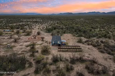 17231 W Saddle Trail, Marana, AZ 85653 - Photo 2
