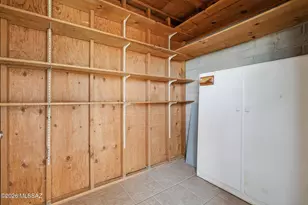 1 S Fluorite Dr, Tucson, AZ 85745 - Photo 20