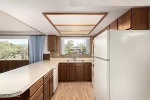 9421 E Indio Pl, Tucson, AZ 85749 - Photo 10