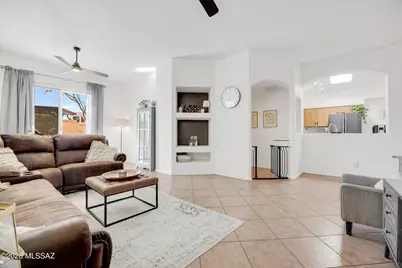 8866 E Desert Lily Place, Tucson, AZ 85715 - Photo 4