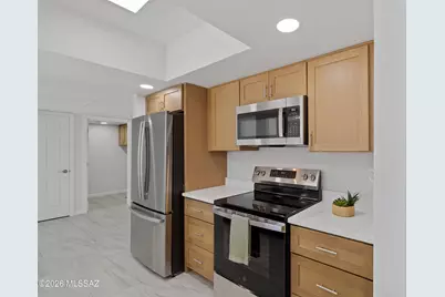 9056 E Calle Norlo, Tucson, AZ 85710 - Photo 6