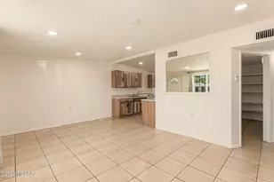 4973 S Highland Dr, Tucson, AZ 85706 - Photo 8