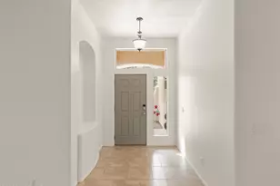 9337 N Indian Summer Dr, Tucson, AZ 85743 - Photo 6