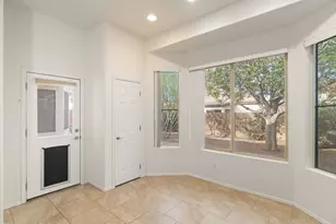 9337 N Indian Summer Dr, Tucson, AZ 85743 - Photo 16