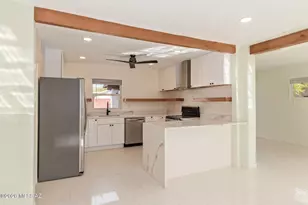2549 E La Cienega Dr, Tucson, AZ 85716 - Photo 6