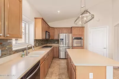11951 N Cantata Drive, Oro Valley, AZ 85737 - Photo 10