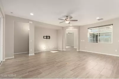 7818 W Buckeye #PH W, Marana, AZ 85658 - Photo 10