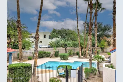 4271 N River Grove Circle #236, Tucson, AZ 85719 - Photo 4