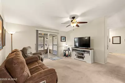 7630 W Edgestone Street, Tucson, AZ 85735 - Photo 8