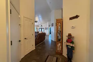 1684 S Tenen Pass Dr, Benson, AZ 85602 - Photo 4