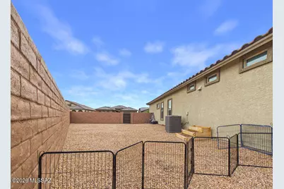 12775 E Prairie Aster Lane, Tucson, AZ 85747 - Photo 24