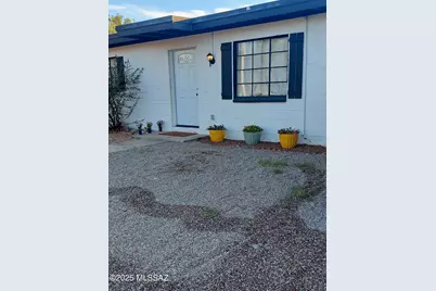 2226 E Warwick Vista, Tucson, AZ 85713 - Photo 2