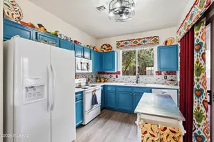 3858 S Camino del Golfista, Green Valley, AZ 85614 - Photo 4