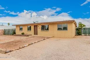 4751 S Primrose St, Tucson, AZ 85730 - Photo 2