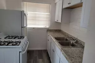 2733 S Sunland Vista, Tucson, AZ 85713 - Photo 2