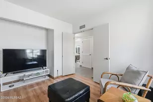 1422 S Desert Vista Dr, Tucson, AZ 85748 - Photo 8