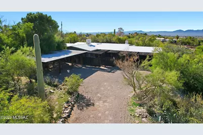 610 E Cambridge Drive, Tucson, AZ 85704 - Photo 2