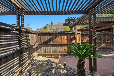 610 E Cambridge Drive, Tucson, AZ 85704 - Photo 16