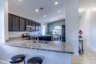 9855 N Melandra Way, Marana, AZ 85653 - Photo 8