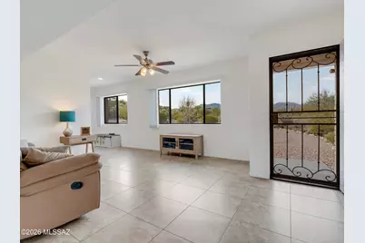 5060 W Camino De Girasol, Tucson, AZ 85745 - Photo 2
