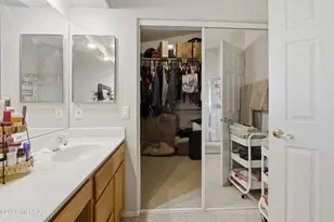 860 S Lucinda Dr, Tucson, AZ 85748 - Photo 32