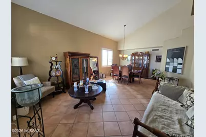 860 S Lucinda Drive, Tucson, AZ 85748 - Photo 2