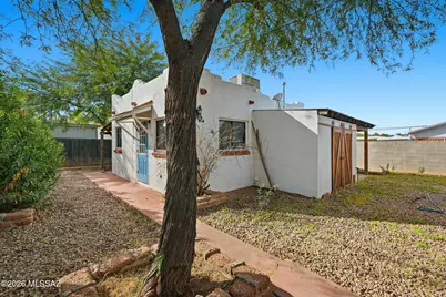 121 W Birdman Drive, Tucson, AZ 85705 - Photo 4