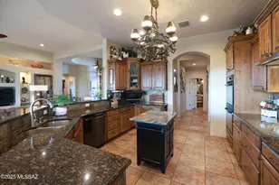 5251 W Desert Falcon Ln, Tucson, AZ 85742 - Photo 12