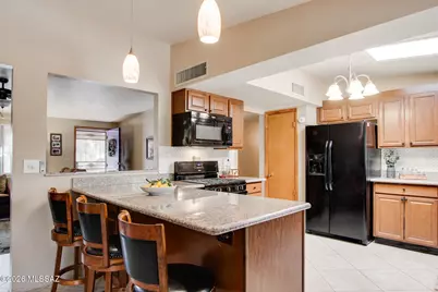 8521 E Appomattox Street, Tucson, AZ 85710 - Photo 10