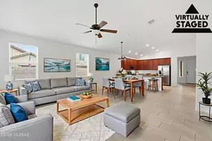 835 N Robb Hill Pl, Tucson, AZ 85710 - Photo 2