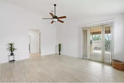835 N Robb Hill Place, Tucson, AZ 85710 - Photo 4