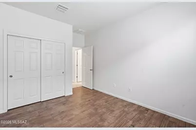 835 N Robb Hill Place, Tucson, AZ 85710 - Photo 32