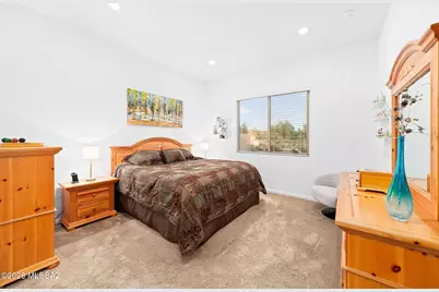 10820 N Iron Peak Drive, Oro Valley, AZ 85742 - Photo 12