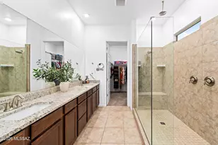 10820 N Iron Peak Dr, Oro Valley, AZ 85742 - Photo 14