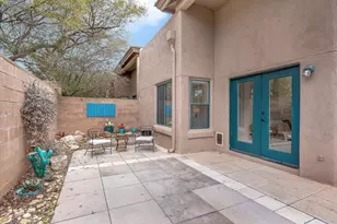 6082 N Running Deer Cir, Tucson, AZ 85750 - Photo 32