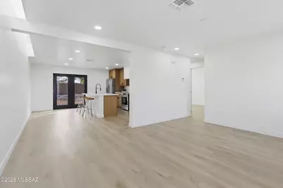 2208 E 19th Street, Tucson, AZ 85719 - Photo 6