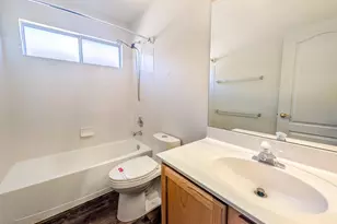 9028 N Arrington Dr, Tucson, AZ 85742 - Photo 12