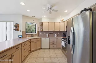 14711 N Windshade Dr, Oro Valley, AZ 85755 - Photo 12