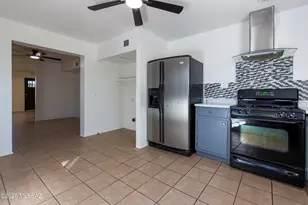 709 W Ohio St, Tucson, AZ 85714 - Photo 12