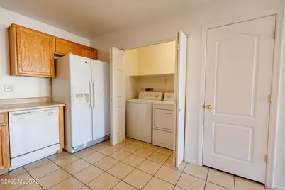 8876 N Misty Brook Drive, Tucson, AZ 85743 - Photo 8