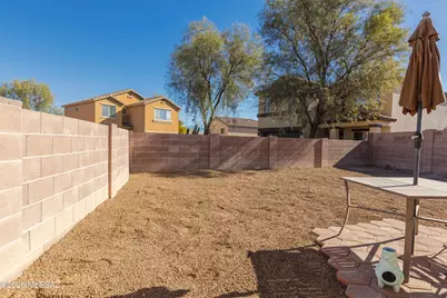 8876 N Misty Brook Drive, Tucson, AZ 85743 - Photo 2