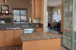 9674 E Country Ct, Tucson, AZ 85749 - Photo 2