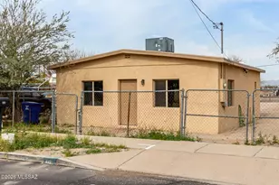 420 W 26th St, Tucson, AZ 85713 - Photo 2
